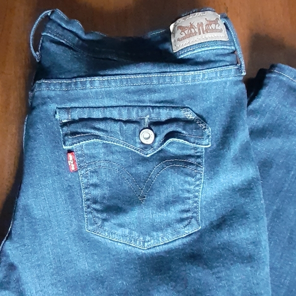 Levi's 515 Boot Jeans - Picture 4 of 10